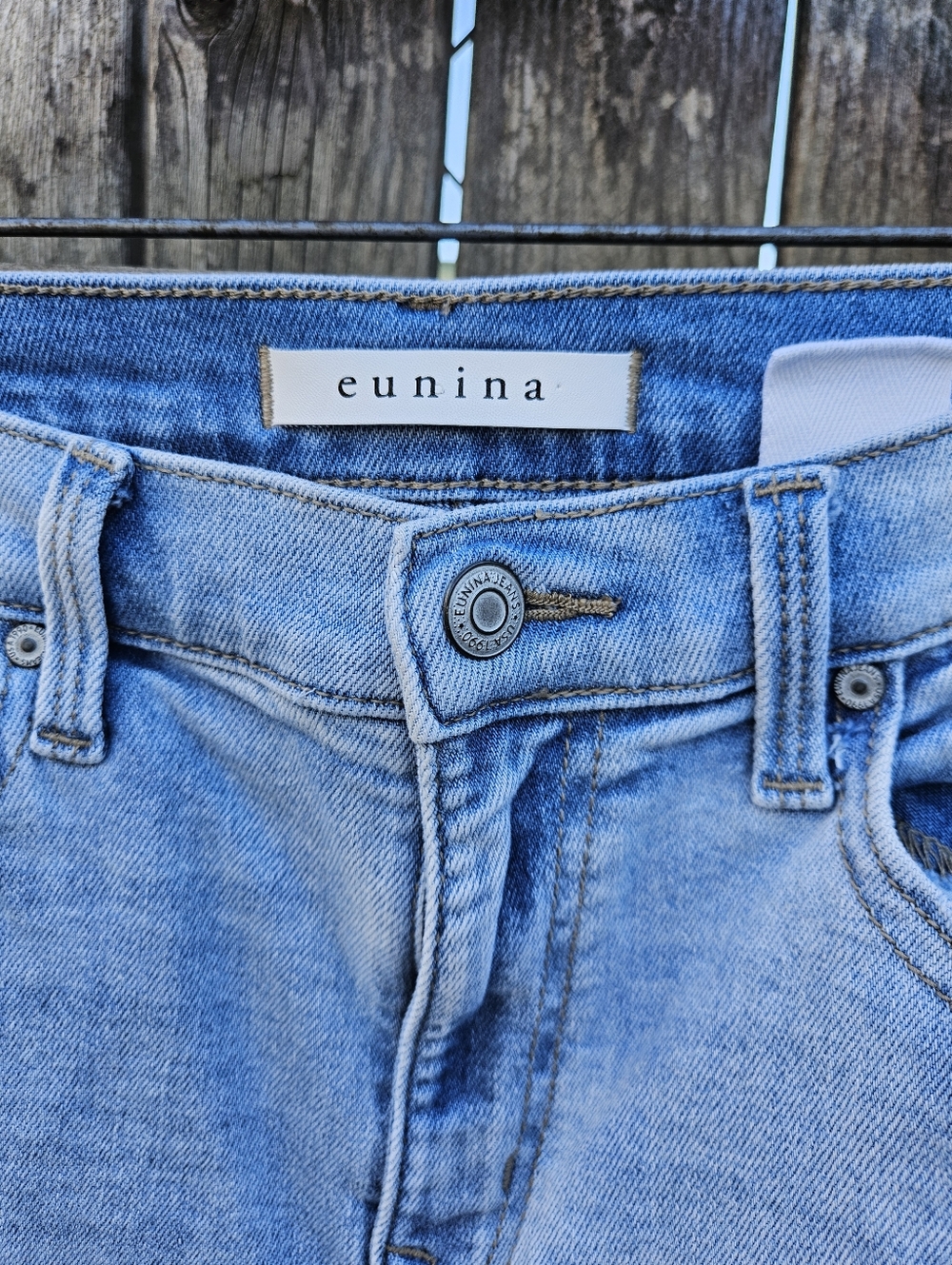 eunina Light Blue Distressed Boyfriend Jeans Women Size 7 - Picture 9 of 16